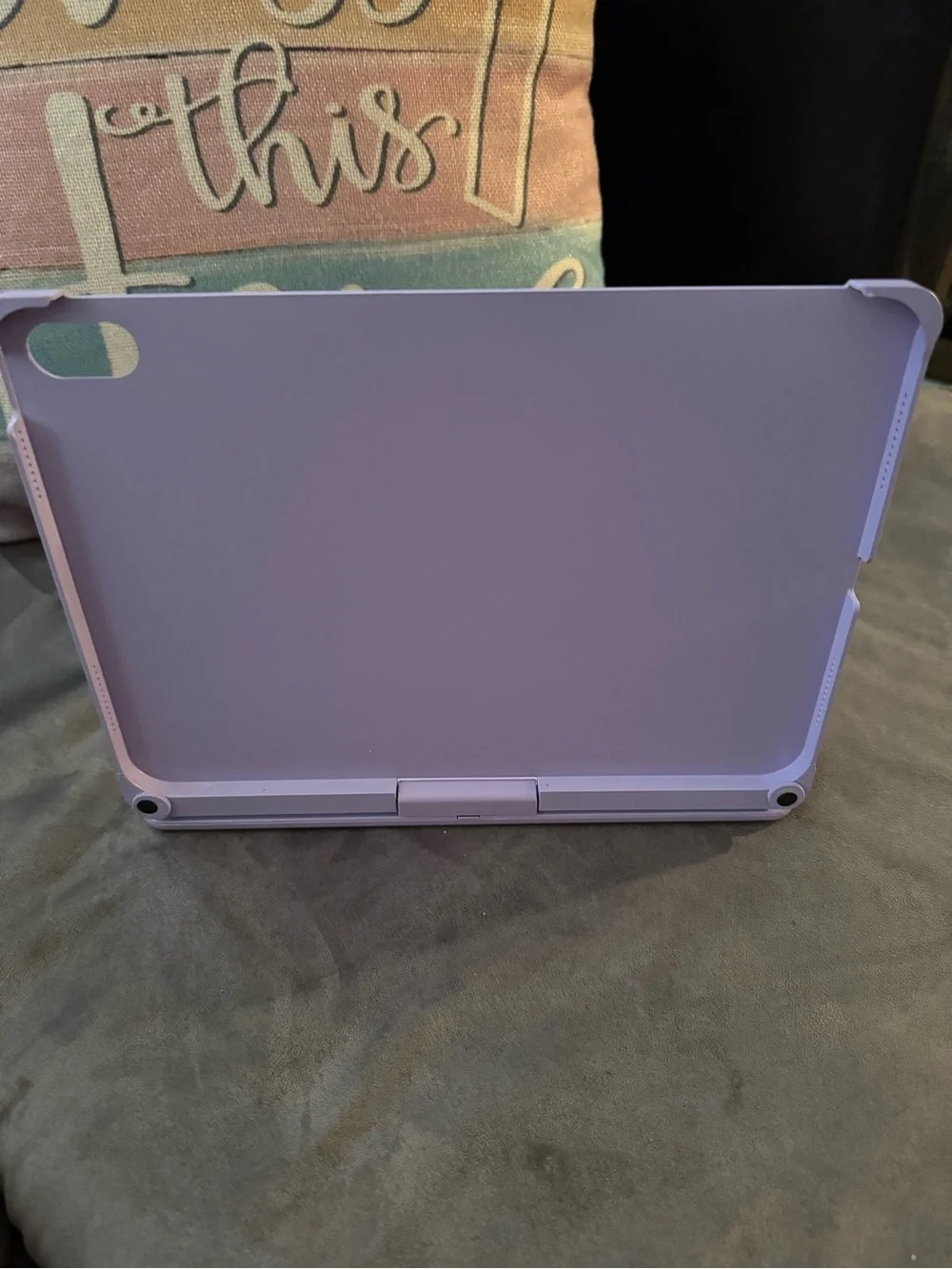 Lilac Apple/tablet Keyboard Case with Stylus/Apple Pencil holder